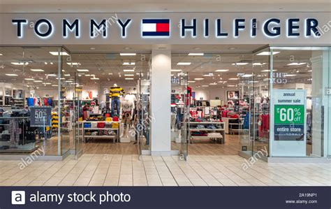 tommy hilfiger clearance store